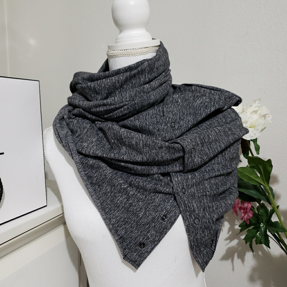 Lululemon Heather Gray Vinyasa Scarf